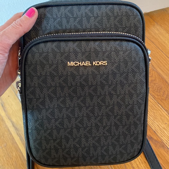 Michael Kors Crossbody Handbag - Picture 6 of 7